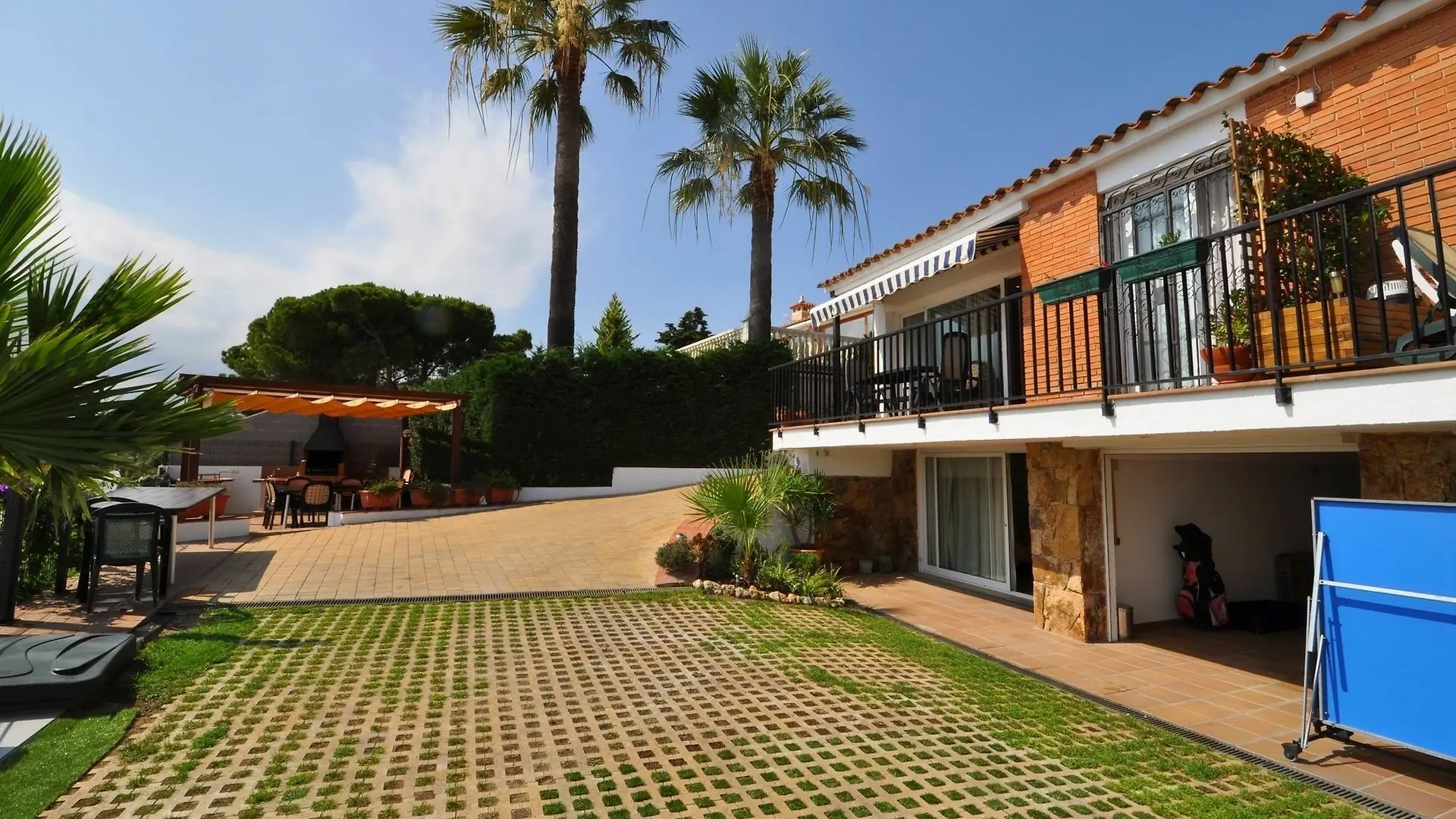Town House Trull Lloretholiday Lloret de Mar Villa